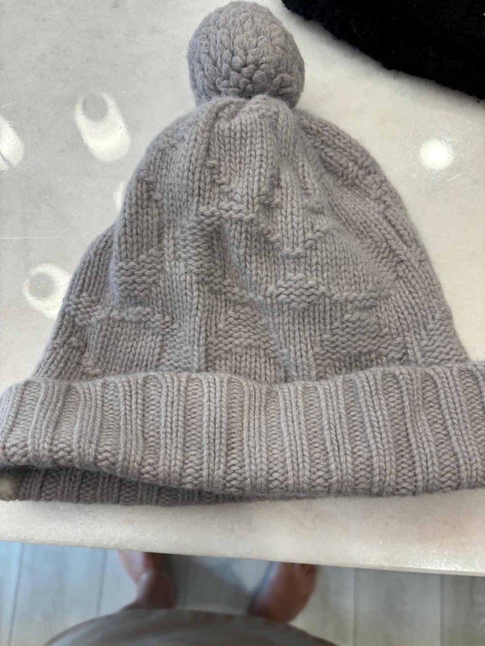 Coach Gray 70% Wool 30% Cashmere Cable Knit Pom Beanie Winter Hat #B25